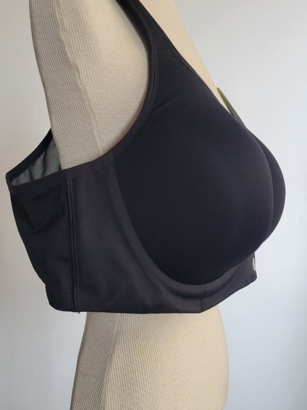Cacique for Livi Active Sports Bra 46C | High Impact Max Support Plus - Picture 4 of 15